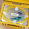 Small fibre launch box for connecting between an OTDR and a cable under test